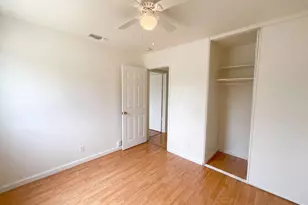6920 Briggs Dr, Sacramento, CA 95828 - Photo 16
