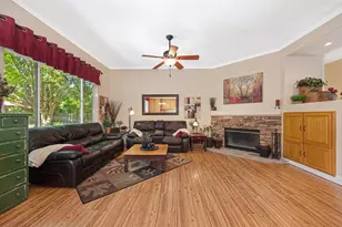 897 Palmer Cir, Folsom, CA 95630 - Photo 10