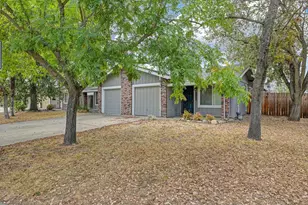 9685 Lake Natoma Dr, Orangevale, CA 95662 - Photo 4