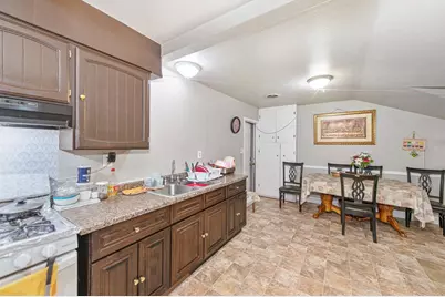 400 Leitch Avenue, Sacramento, CA 95815 - Photo 12