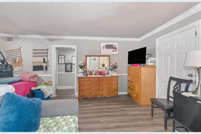 400 Leitch Avenue, Sacramento, CA 95815 - Photo 8