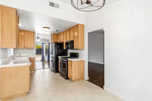 8585 Meandering Way, Antelope, CA 95843 - Photo 12