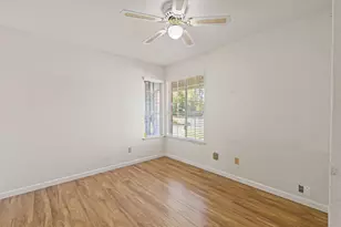 9236 Whittemore Dr, Elk Grove, CA 95624 - Photo 26