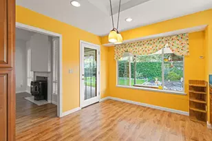 9236 Whittemore Dr, Elk Grove, CA 95624 - Photo 22