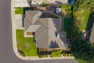 9236 Whittemore Dr, Elk Grove, CA 95624 - Photo 56