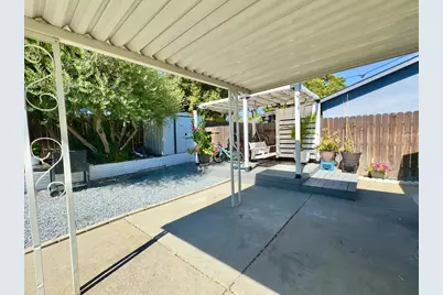 5813 Bamford Drive, Sacramento, CA 95823 - Photo 12