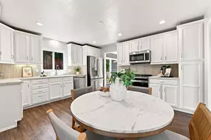 120 Random Way, Pleasant Hill, CA 94523 - Photo 2