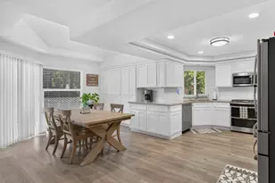 6153 Kenneth Oak Way, Fair Oaks, CA 95628 - Photo 12
