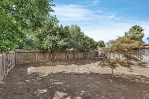 114 Evelyn Ct, Woodbridge, CA 95258 - Photo 28