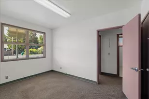 300 W Oak St, Lodi, CA 95240 - Photo 52