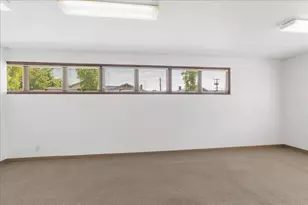 300 W Oak St, Lodi, CA 95240 - Photo 48