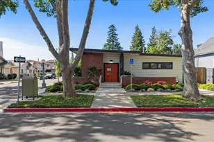 300 W Oak St, Lodi, CA 95240 - Photo 4
