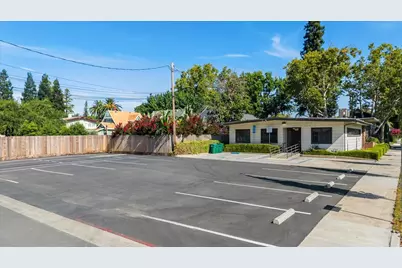 300 W Oak Street, Lodi, CA 95240 - Photo 10