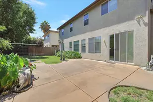 5018 Crest Dr, Sacramento, CA 95835 - Photo 32