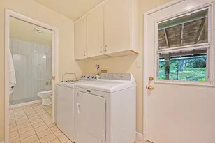 9485 Oak Leaf Way, Granite Bay, CA 95746 - Photo 22