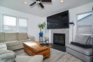 2851 Herbert Way, Sacramento, CA 95821 - Photo 2