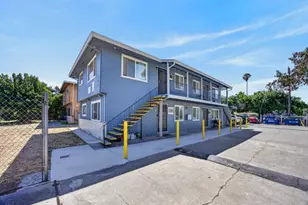 3904 43rd Ave, Sacramento, CA 95824 - Photo 2