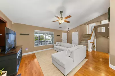 8810 Laguna Star Drive, Elk Grove, CA 95758 - Photo 10