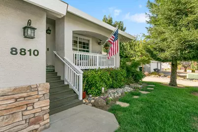 8810 Laguna Star Drive, Elk Grove, CA 95758 - Photo 4