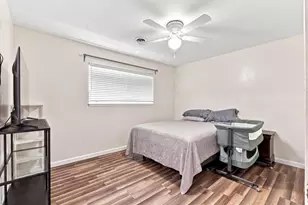 411 Whitney St, Lodi, CA 95242 - Photo 16