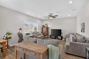 1028 Hogan Rd, Galt, CA 95632 - Photo 8