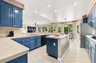 400 Listowe Dr, Folsom, CA 95630 - Photo 14