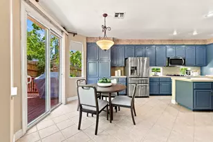 400 Listowe Dr, Folsom, CA 95630 - Photo 22