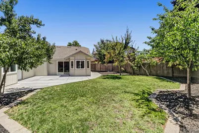 9472 Denholm Court, Elk Grove, CA 95758 - Photo 50