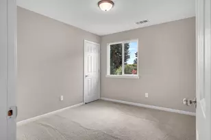 5439 Duck Walk Way, Sacramento, CA 95835 - Photo 32