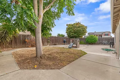 1200 Cannella Court, Lathrop, CA 95330 - Photo 18