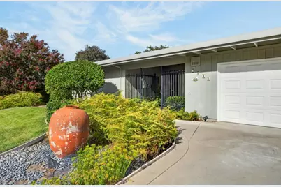 5848 Riddio Street, Citrus Heights, CA 95610 - Photo 4