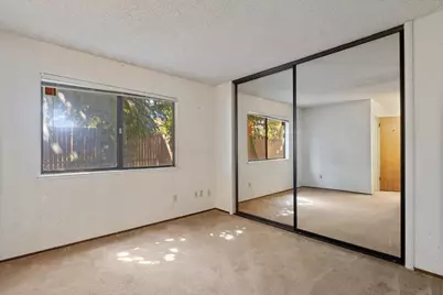 7624 Valley Wood Drive, Sacramento, CA 95828 - Photo 22