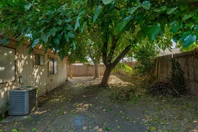 7624 Valley Wood Drive, Sacramento, CA 95828 - Photo 38