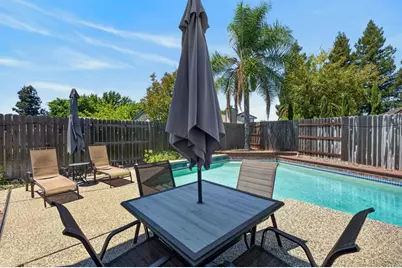 9218 Bromfield Court, Elk Grove, CA 95624 - Photo 66