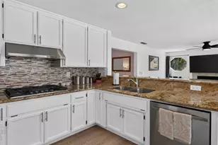 9218 Bromfield Ct, Elk Grove, CA 95624 - Photo 28