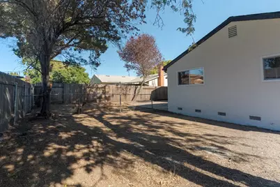 7737 Quinby Way, Sacramento, CA 95823 - Photo 12