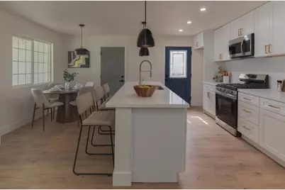 127 W 7th Street, Stockton, CA 95206 - Photo 2