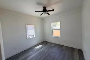 2427 E Tyler, Fresno, CA 93701 - Photo 6