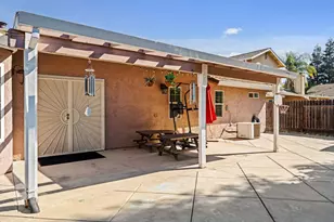 1160 Collegeview Dr, Turlock, CA 95382 - Photo 32
