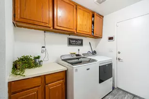 1160 Collegeview Dr, Turlock, CA 95382 - Photo 22