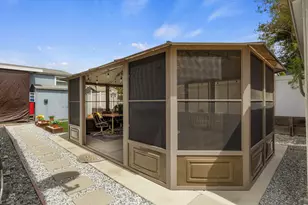 Queen Way, Livingston, CA 95334 - Photo 36