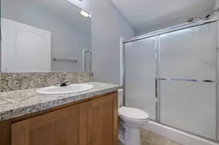 Queen Way, Livingston, CA 95334 - Photo 22