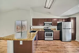 9572 Stonewall Ct, Delhi, CA 95315 - Photo 6