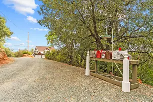 12865 Mierkey Rd, Pine Grove, CA 95665 - Photo 4