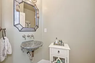 585 Riverview Dr, Auburn, CA 95603 - Photo 14