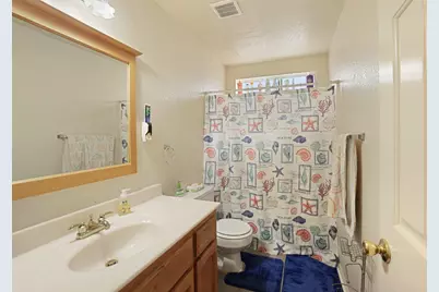 913 Jayhawk Way, Modesto, CA 95358 - Photo 18