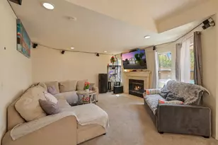 913 Jayhawk Way, Modesto, CA 95358 - Photo 8