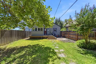 3035 Marshall Way, Sacramento, CA 95817 - Photo 34