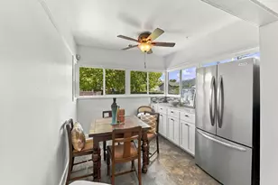 3035 Marshall Way, Sacramento, CA 95817 - Photo 18