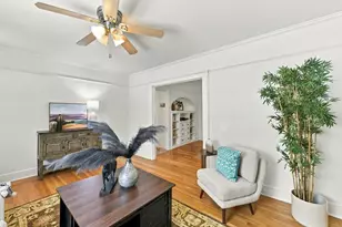 3035 Marshall Way, Sacramento, CA 95817 - Photo 6